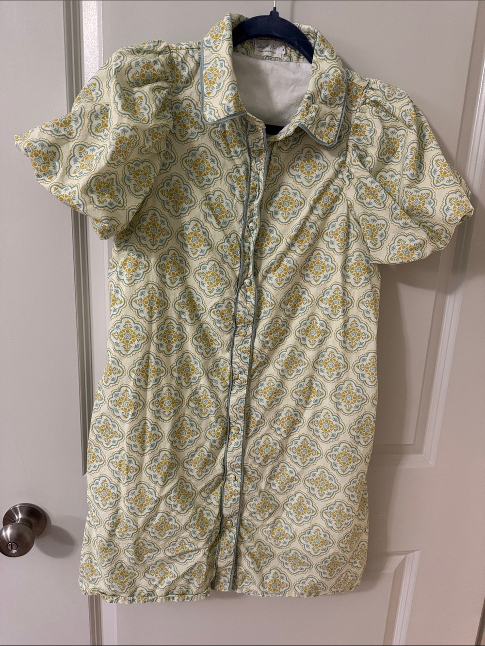 Light Yellow Patterned Mini Dress with Collar